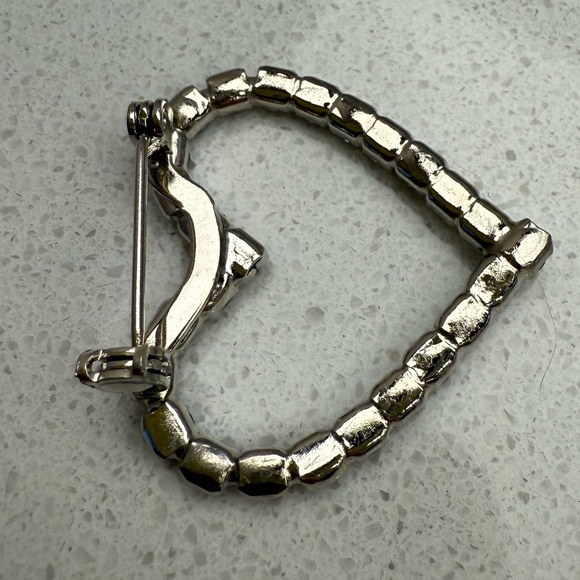 Vintage Rhinestones Silver Tone Heart Brooch Pin Valentine's Day - Picture 5 of 8